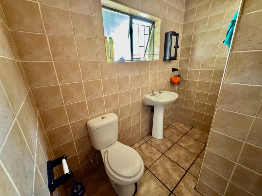 10 Bedroom Property for Sale in Die Bult North West
